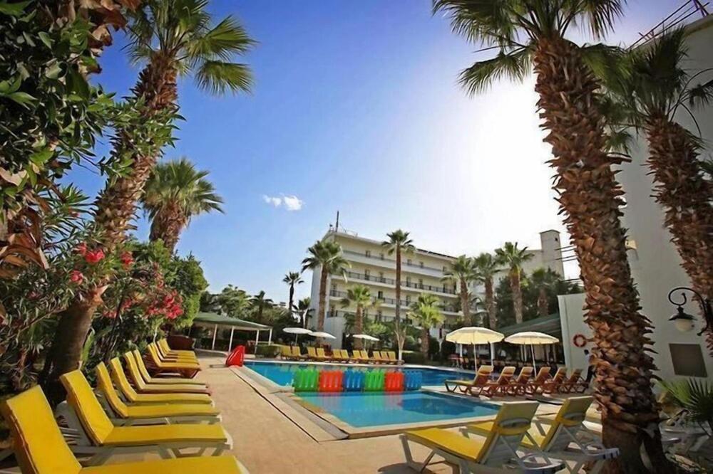 Malibu Resort Кемер Екстериор снимка
