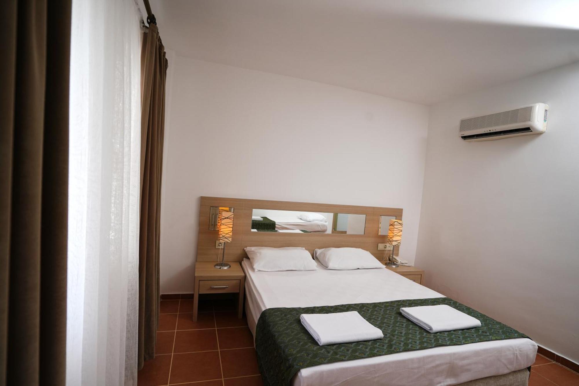 Malibu Resort Кемер Екстериор снимка